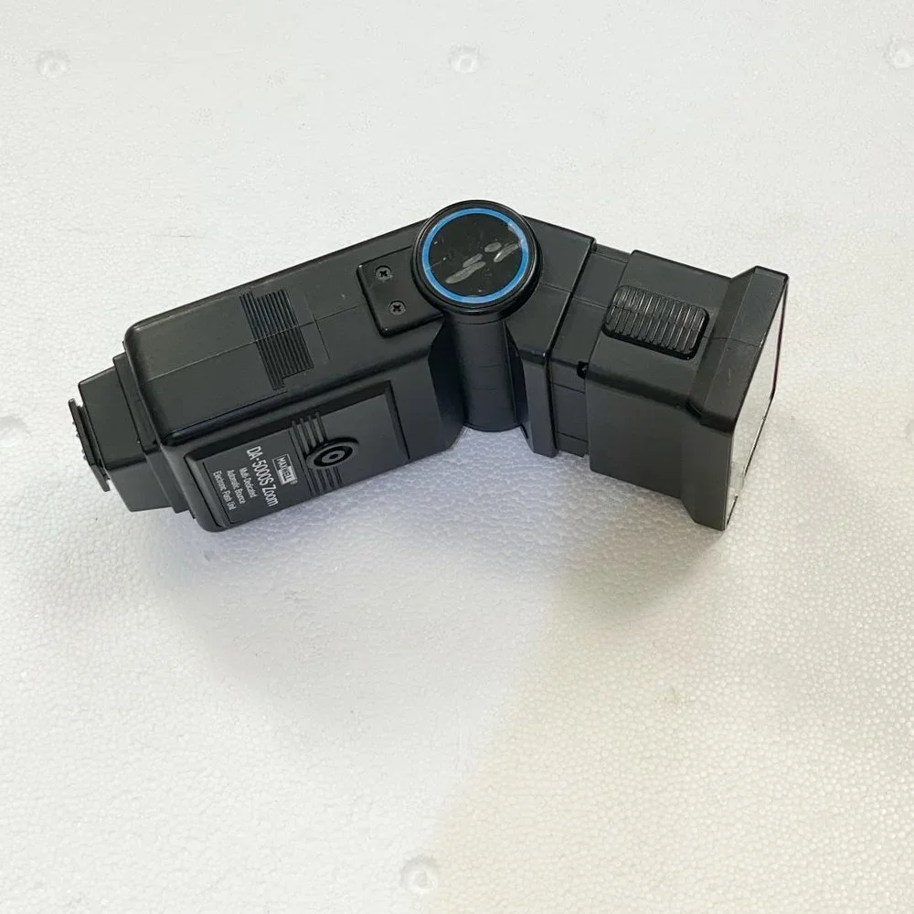 On camera FLASH - MAXWELL DA-5000S ZOOM